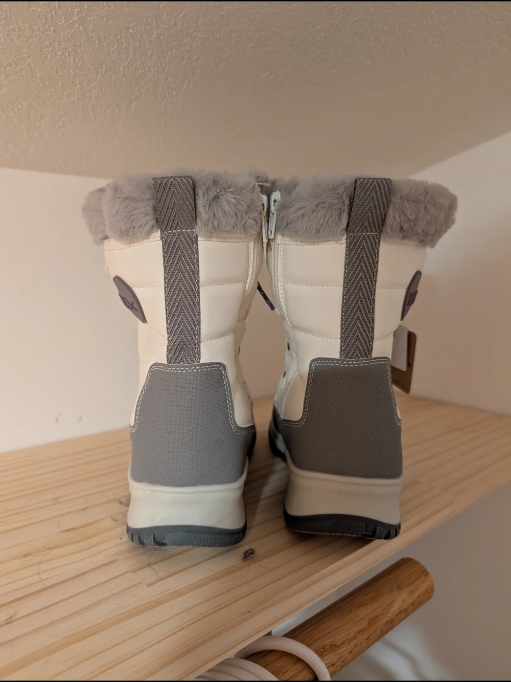 Eddie Bauer Women's White & Gray Winter Hiker Boots